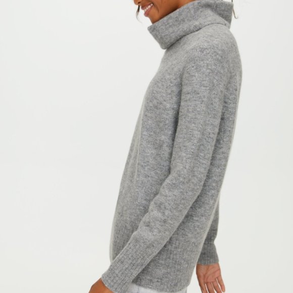ARITZIA Plutarch Turtleneck Sweater - Picture 2 of 6